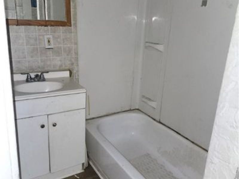 12710 Benham Avenue, Cleveland, OH 44105 Photo 13