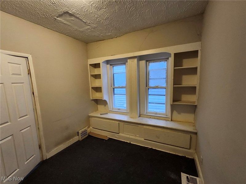 12710 Benham Avenue, Cleveland, OH 44105 Photo 16