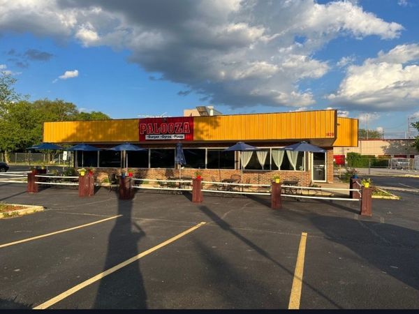 1820 W Irving Park Road, Schaumburg, IL 60193