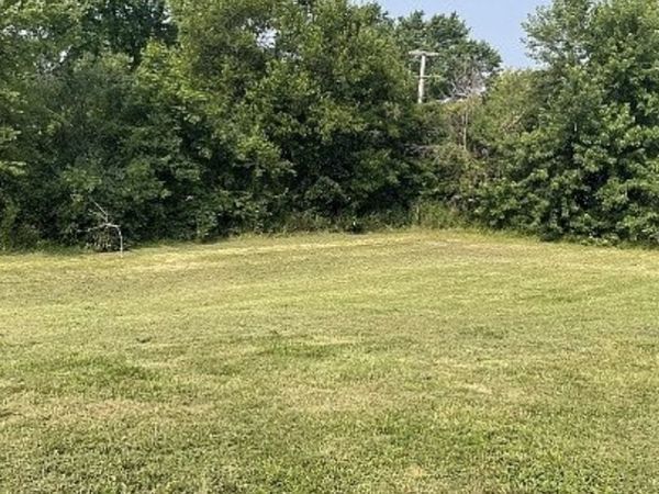 232 Bluff Court, Grayslake, IL 60030