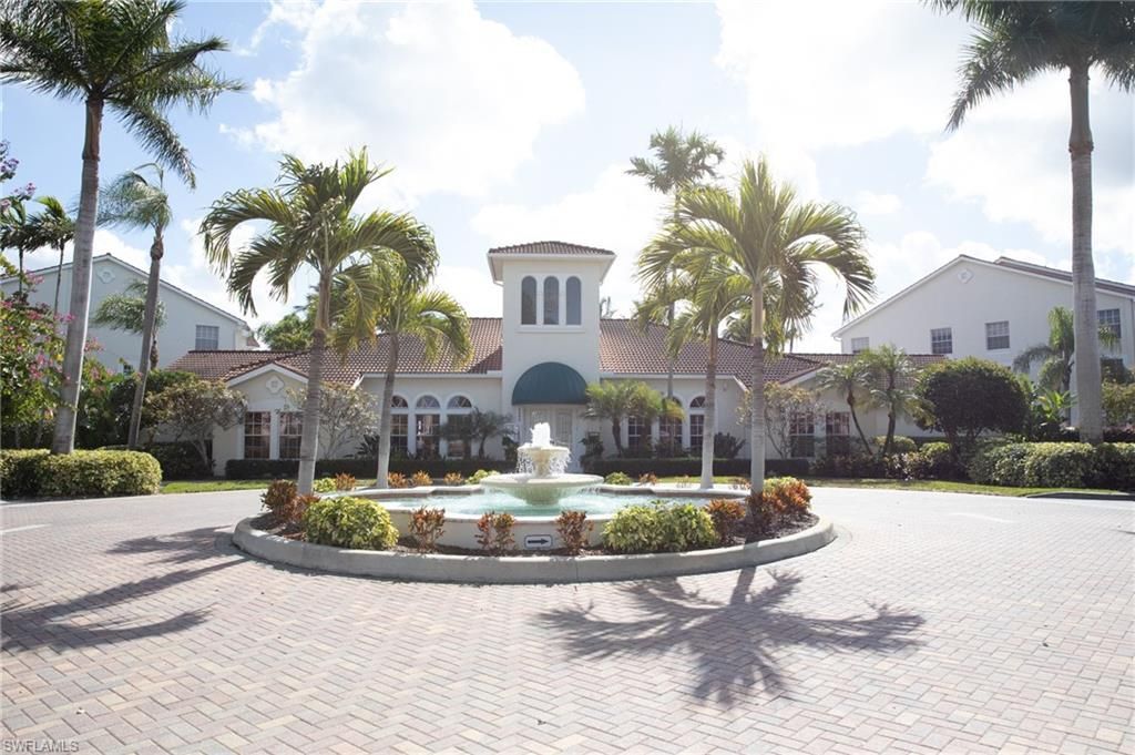 4650 Saint Croix Ln, Unit 726, Naples, FL 34109 Main Photo