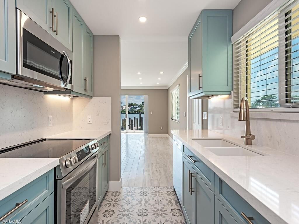 2500 Gulf Shore Blvd N, Unit S9, Naples, FL 34103 Photo