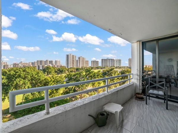 20225 NE 34th Ct, Unit 719, Aventura, FL 33180