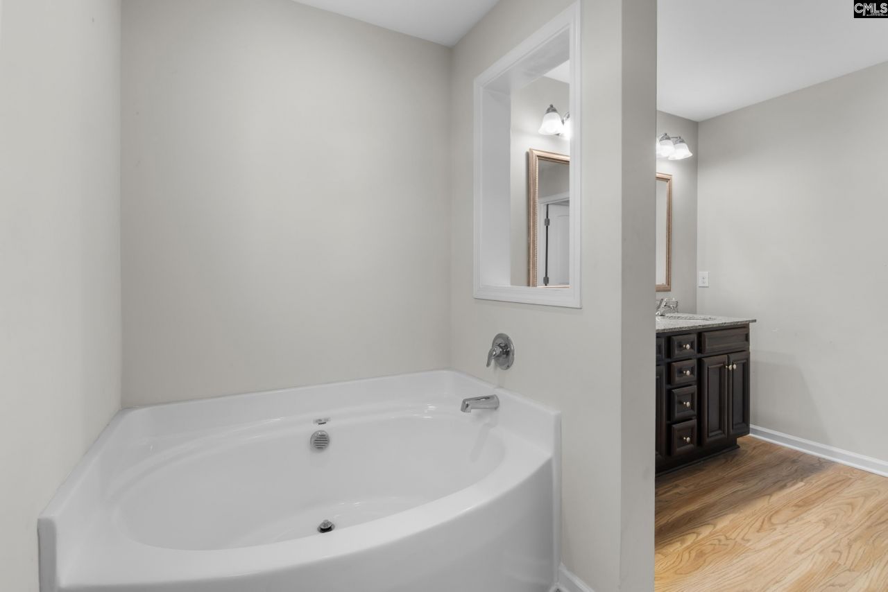 2895 Old Field Road  Photo 25