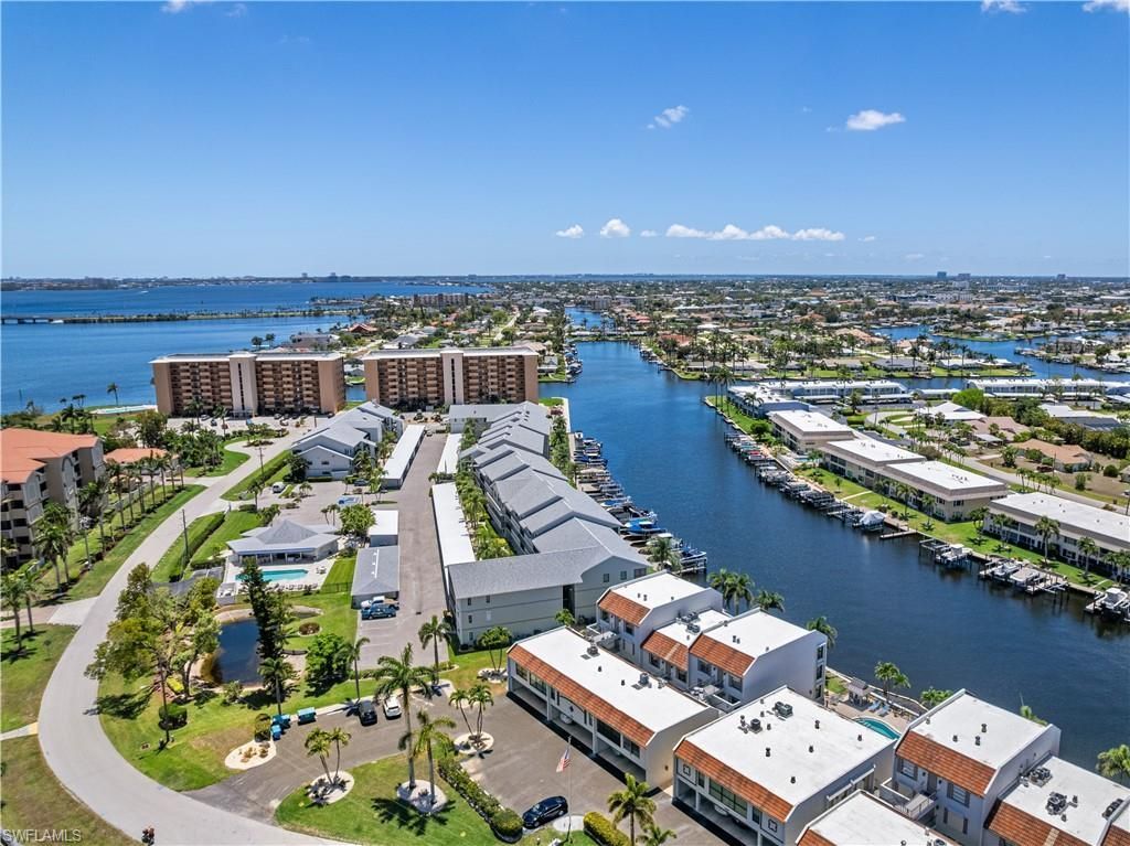 4218 SE 20th Pl, Unit D5, Cape Coral, FL 33904 Photo