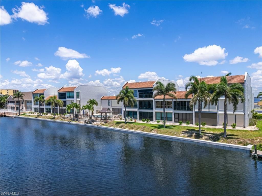 4218 SE 20th Pl, Unit D5, Cape Coral, FL 33904 Photo