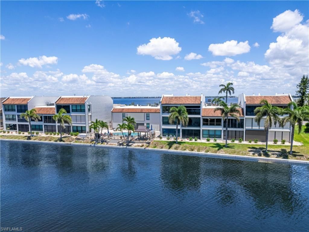 4218 SE 20th Pl, Unit D5, Cape Coral, FL 33904 Photo