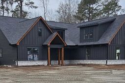 8024 Old Reaves Ferry Rd. photo 4