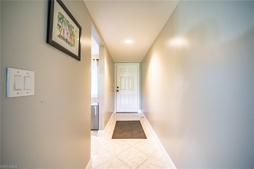 6945 Dennis Cir, Unit I-107, Naples, FL 34104 Photo
