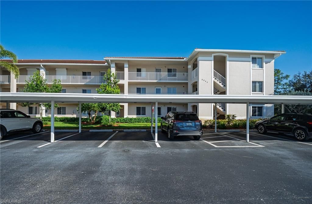 6945 Dennis Cir, Unit I-107, Naples, FL 34104 Photo