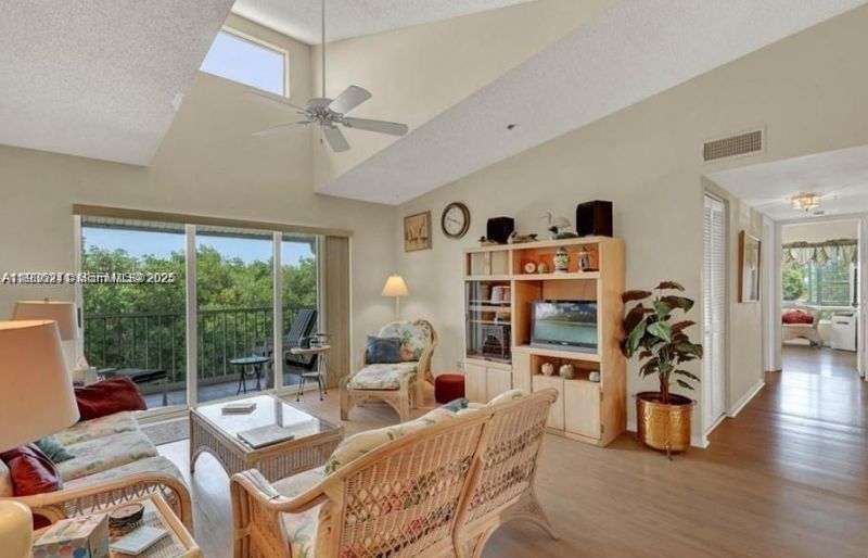 4484 NE Ocean Blvd, Unit A3, Hutchinson Island, FL 34957 Photo