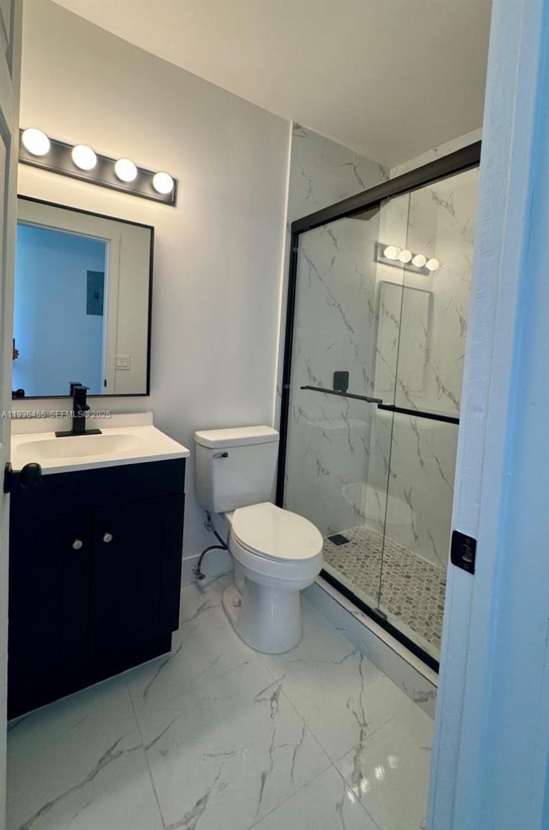 7535 NE 2nd Ct, Unit 6, Miami, FL 33138 Photo