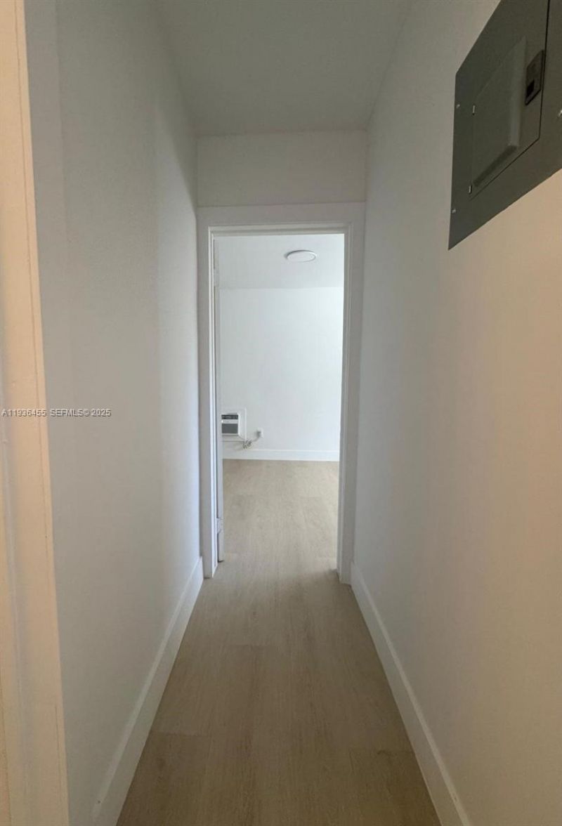 7535 NE 2nd Ct, Unit 6, Miami, FL 33138 Photo