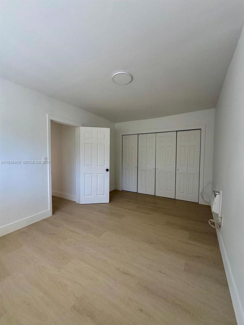 7535 NE 2nd Ct, Unit 6, Miami, FL 33138 Photo