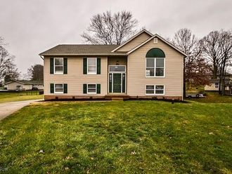 2391 Libra Circle SW Canton, OH 44706