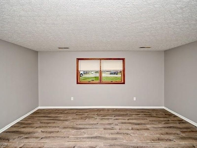 2391 Libra Circle SW, Canton, OH 44706 Photo 23