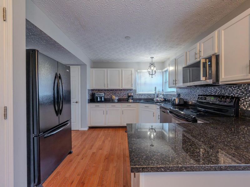 205 Knight Dream Street, Delaware, OH 43015 Photo 12