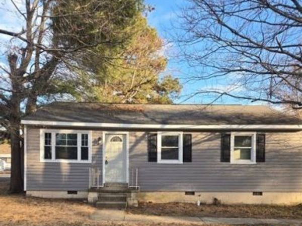 2211 Johnson Street, Hopewell, VA 23860