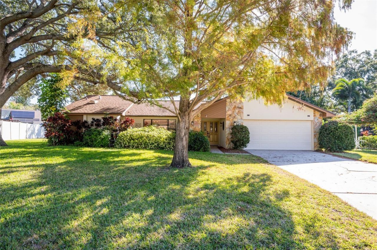 1589 Ridge Top Way, Clearwater, FL 33765 Photo