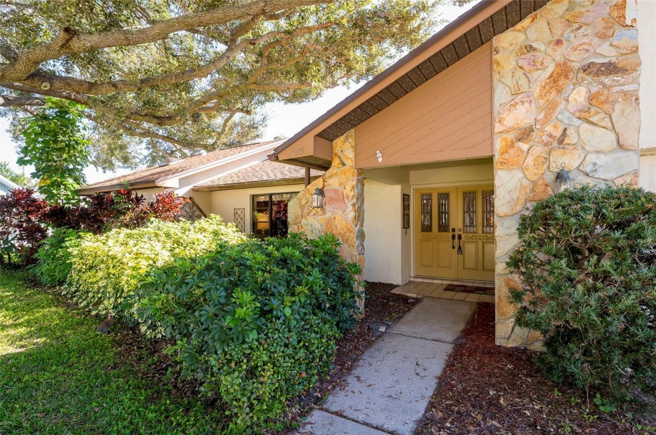 1589 Ridge Top Way, Clearwater, FL 33765 Photo