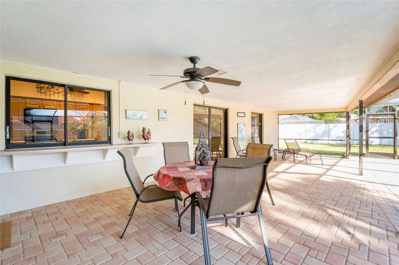 1589 Ridge Top Way, Clearwater, FL 33765 Photo
