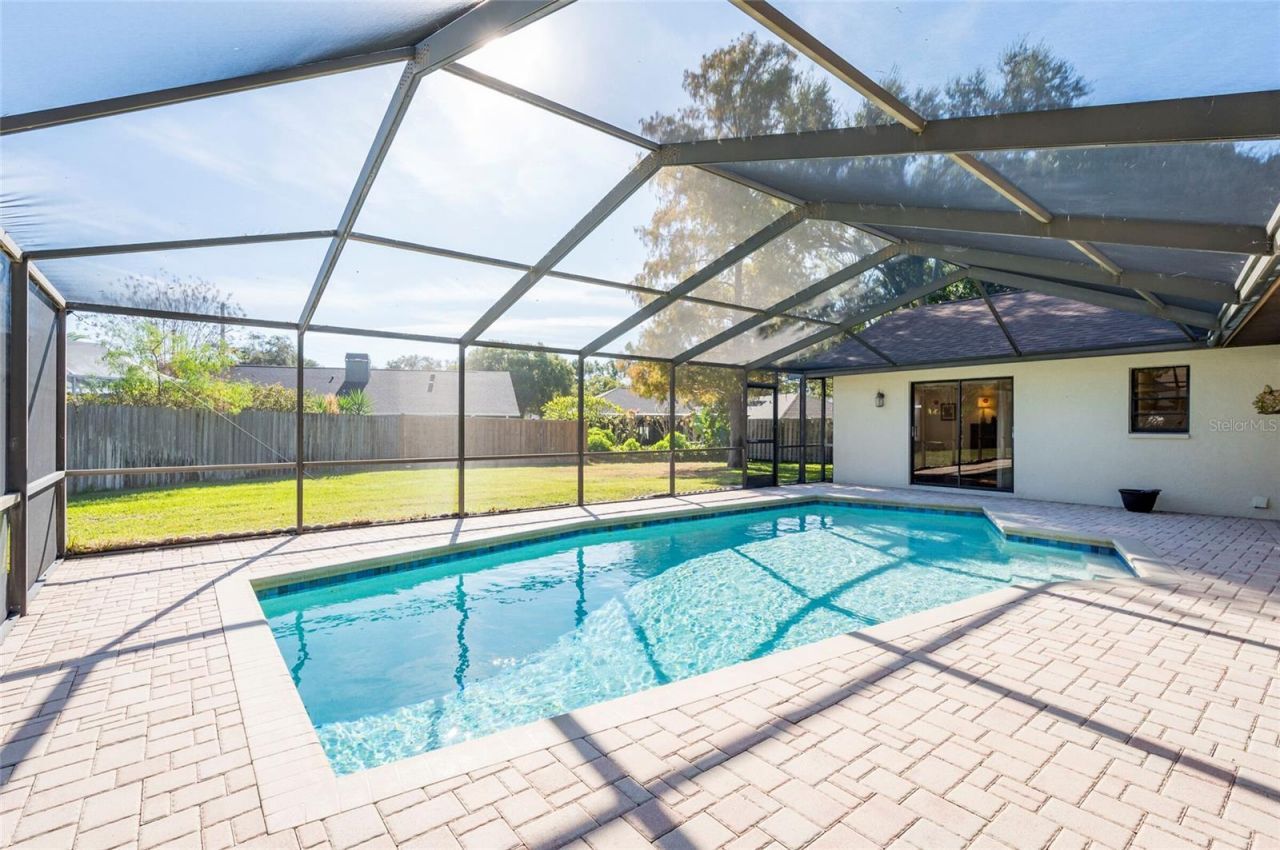 1589 Ridge Top Way, Clearwater, FL 33765 Photo