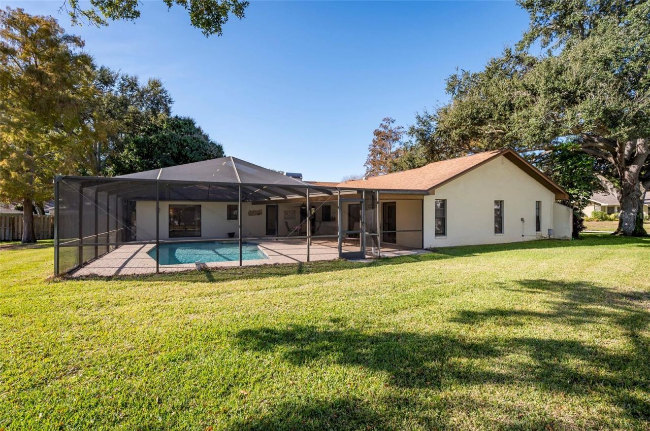 1589 Ridge Top Way, Clearwater, FL 33765 Photo