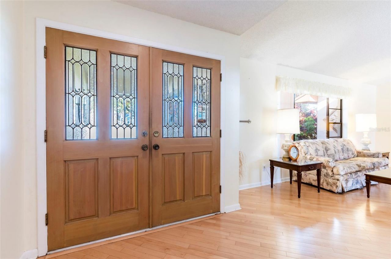 1589 Ridge Top Way, Clearwater, FL 33765 Photo