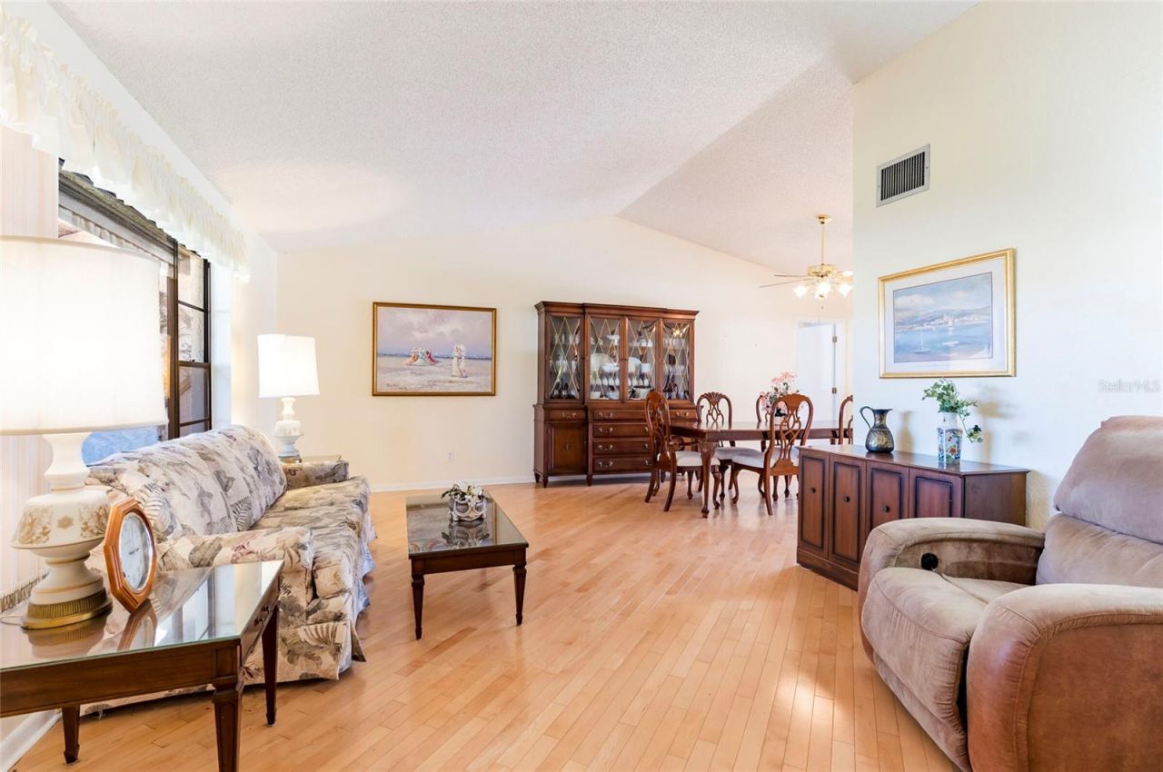 1589 Ridge Top Way, Clearwater, FL 33765 Photo