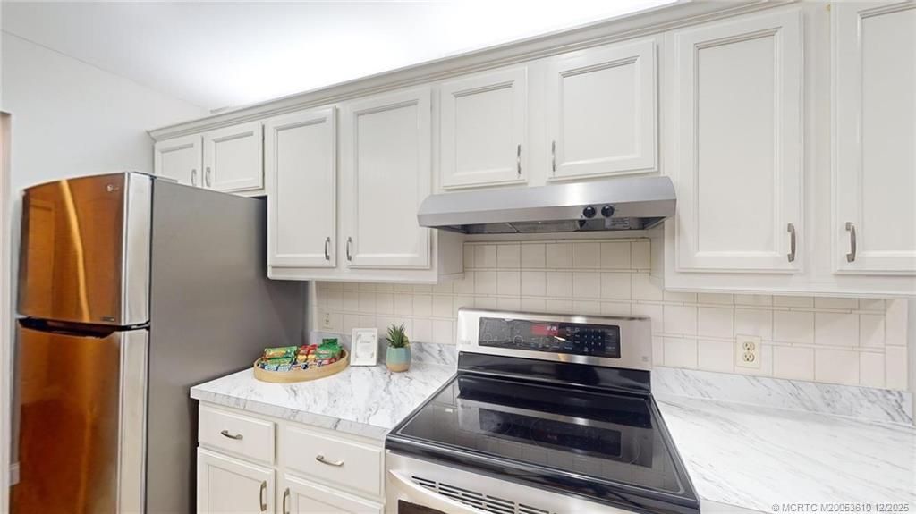 2881 SE Nance Street, Port Saint Lucie, FL 34984 Photo