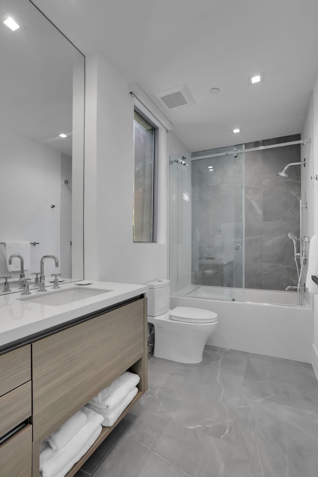 1901 S Ocean Boulevard, Unit 9, Delray Beach, FL 33483 Photo