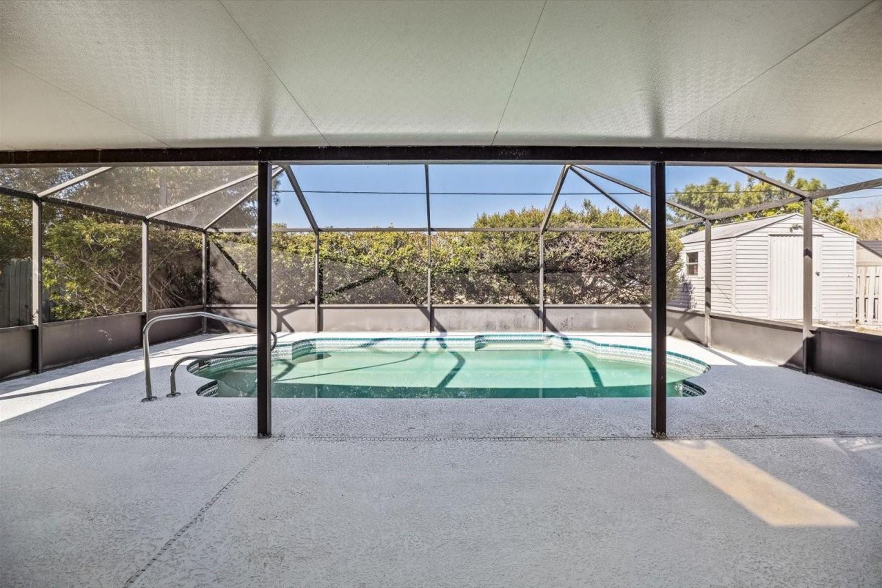 1533 SE Minorca Ave, Port Saint Lucie, FL 34952 Photo