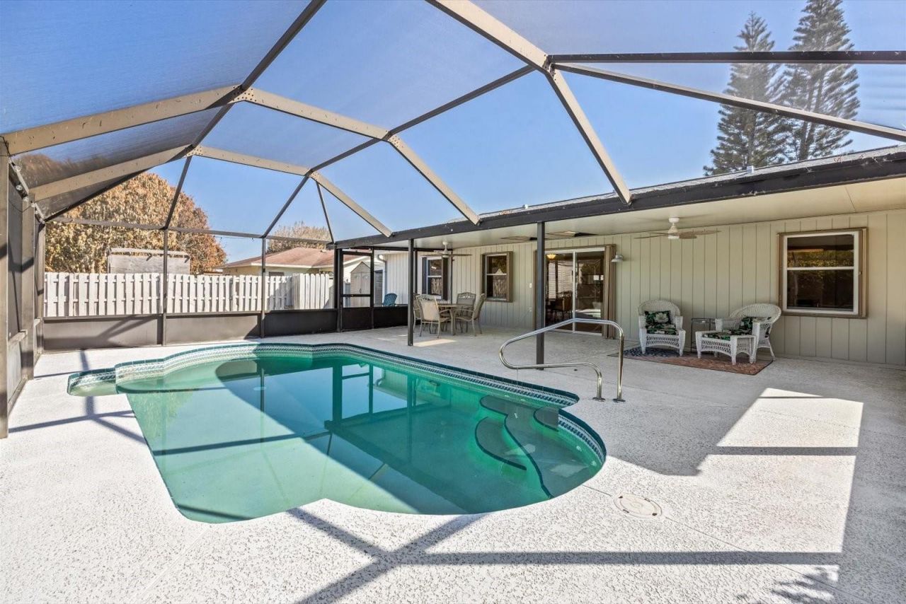 1533 SE Minorca Ave, Port Saint Lucie, FL 34952 Photo