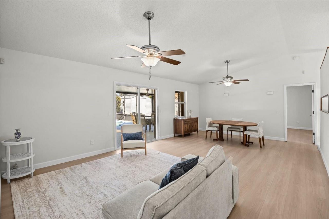 1533 SE Minorca Ave, Port Saint Lucie, FL 34952 Photo