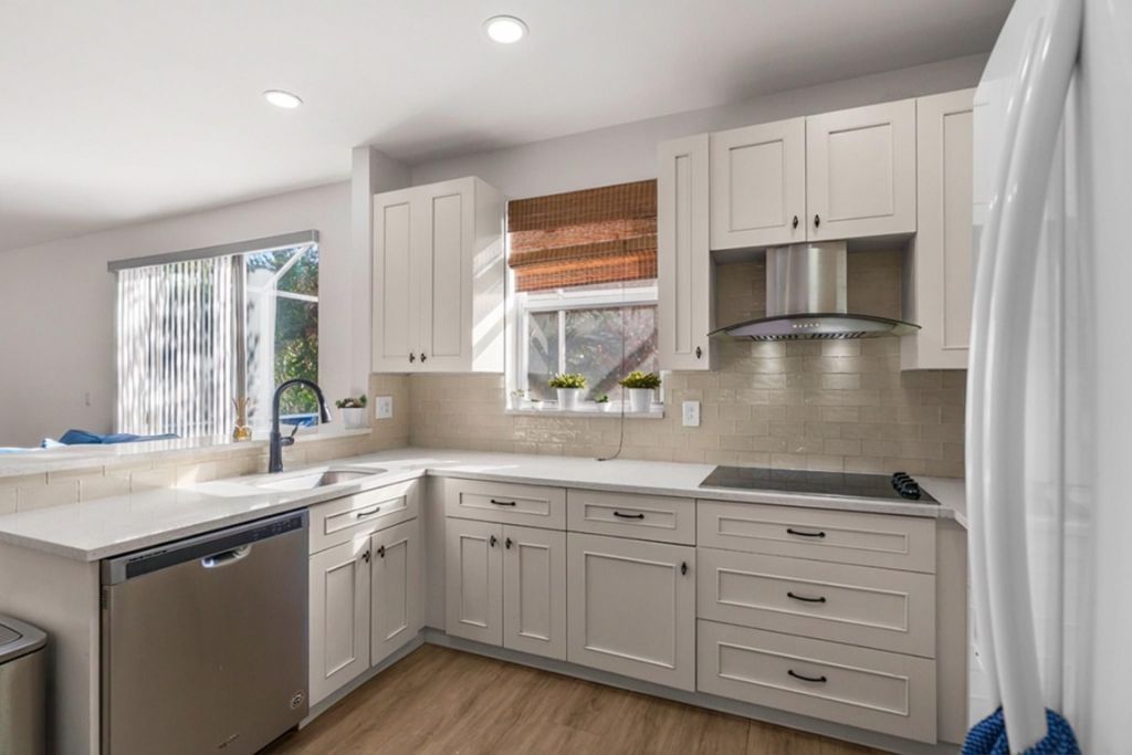 527 NW 87th Lane, Coral Springs, FL 33071 Photo