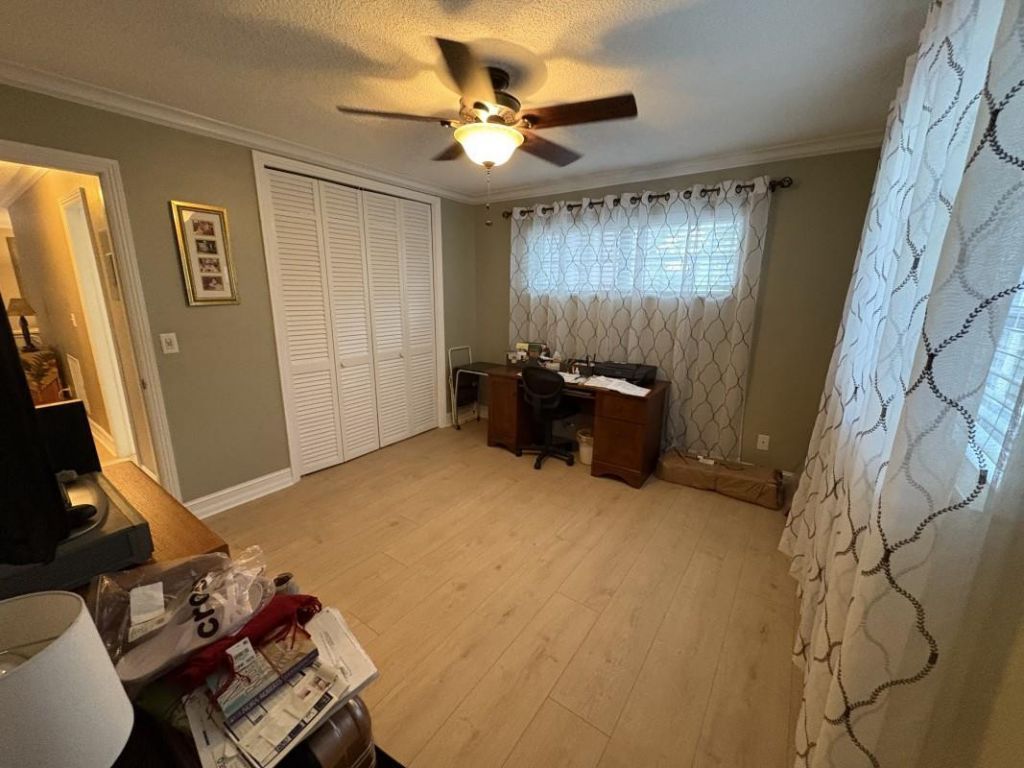 700 Layne Bl, Unit 212, Hallandale Beach, FL 33009 Photo