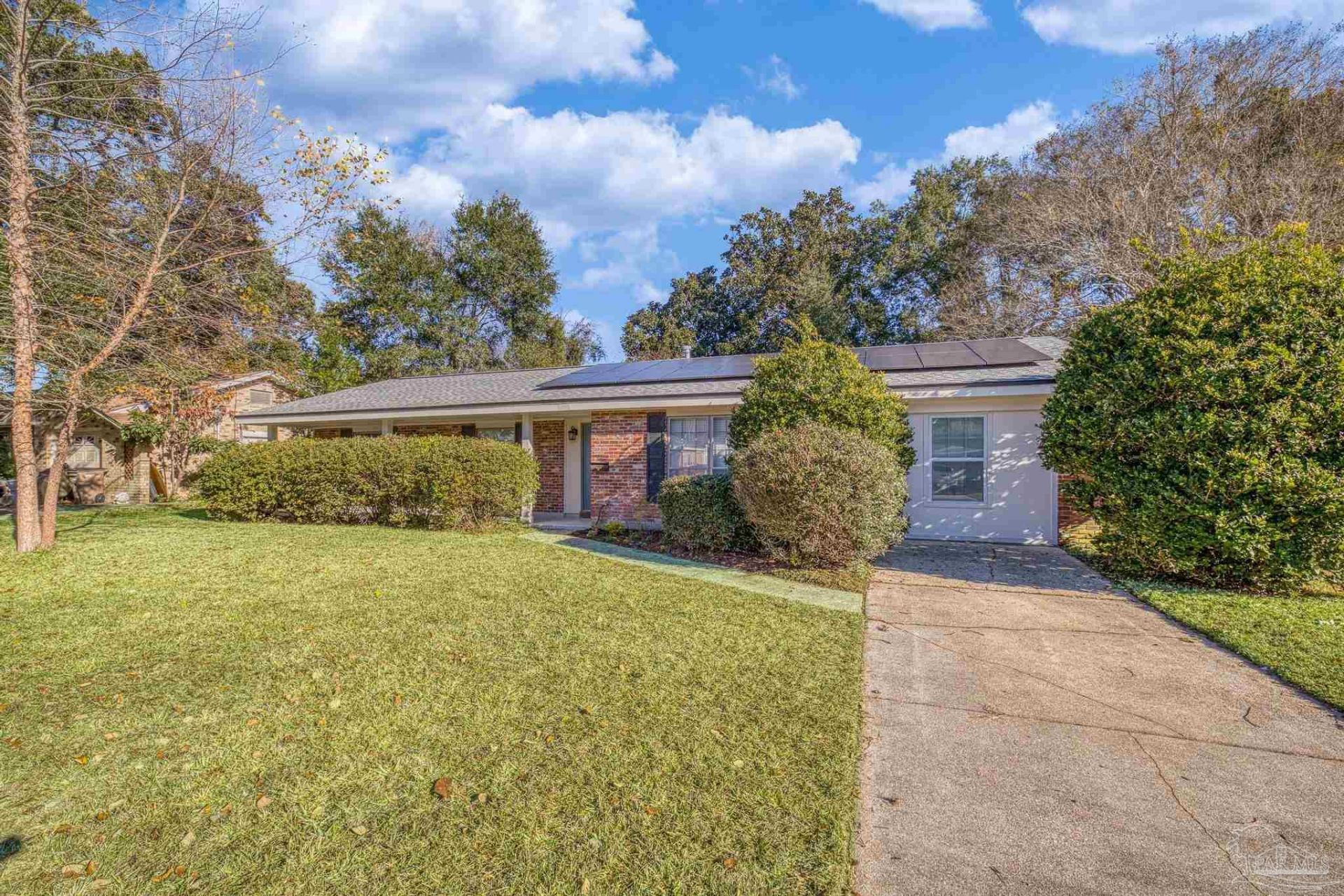 4150 Bonway Dr, Pensacola, FL 32504 Main Photo