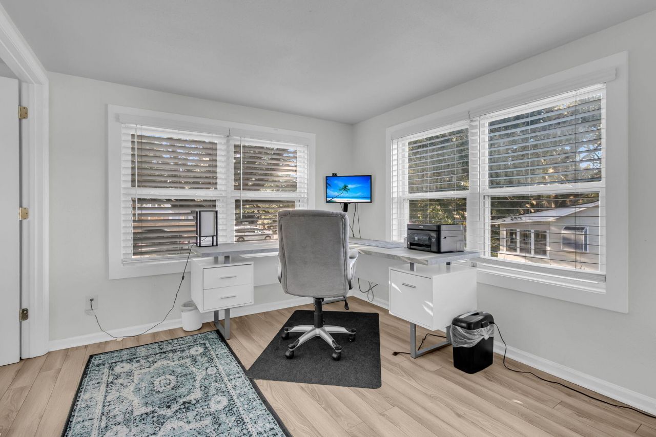 428 Riverland Drive Photo 22