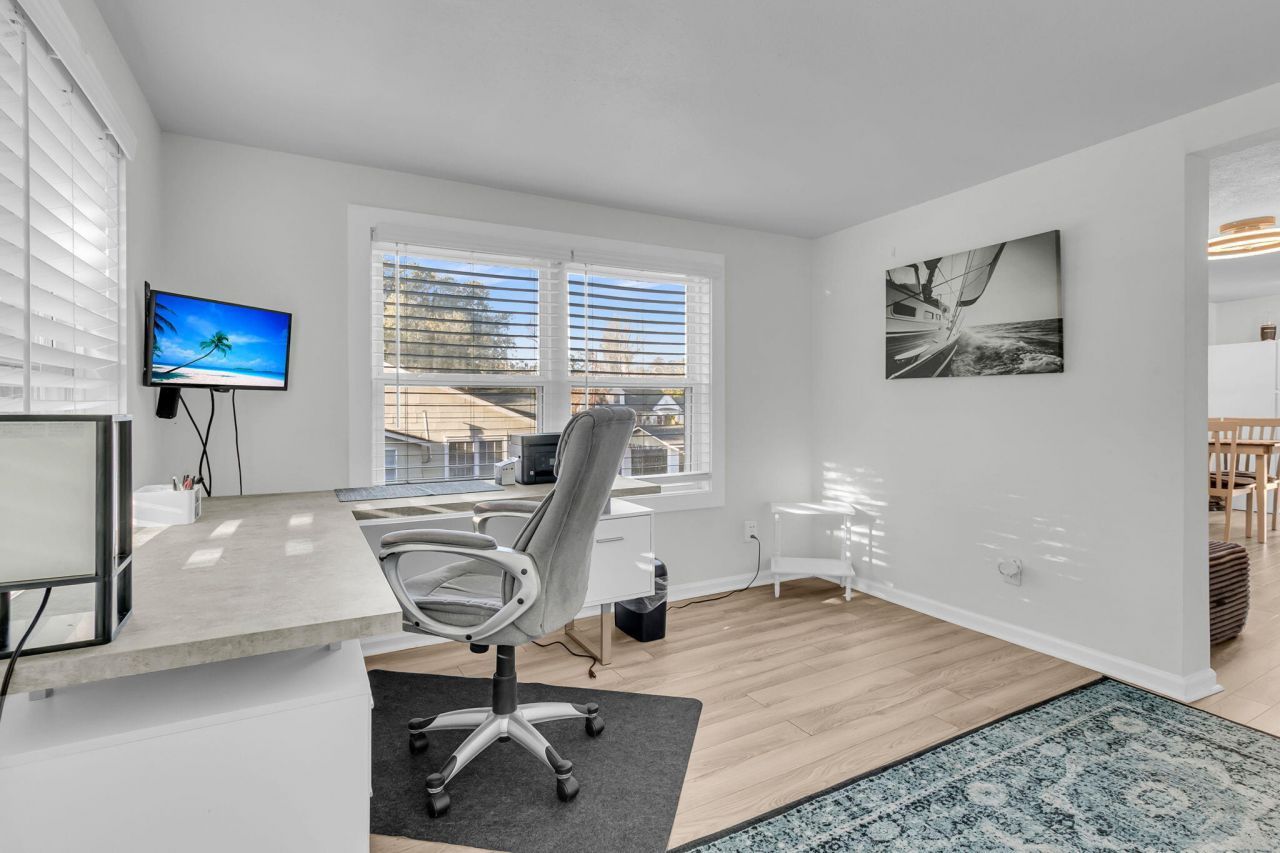 428 Riverland Drive Photo 23