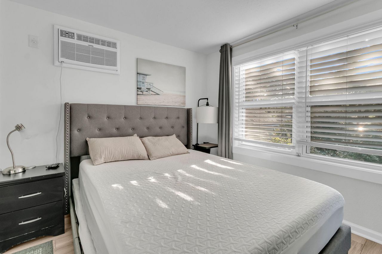 428 Riverland Drive Photo 24