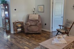 405 Beulah Circle photo 4