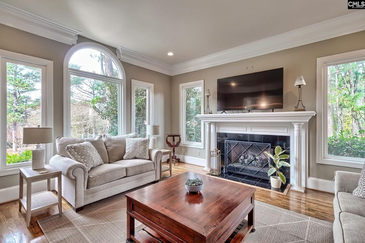 73 Cowdray Park  Photo 12