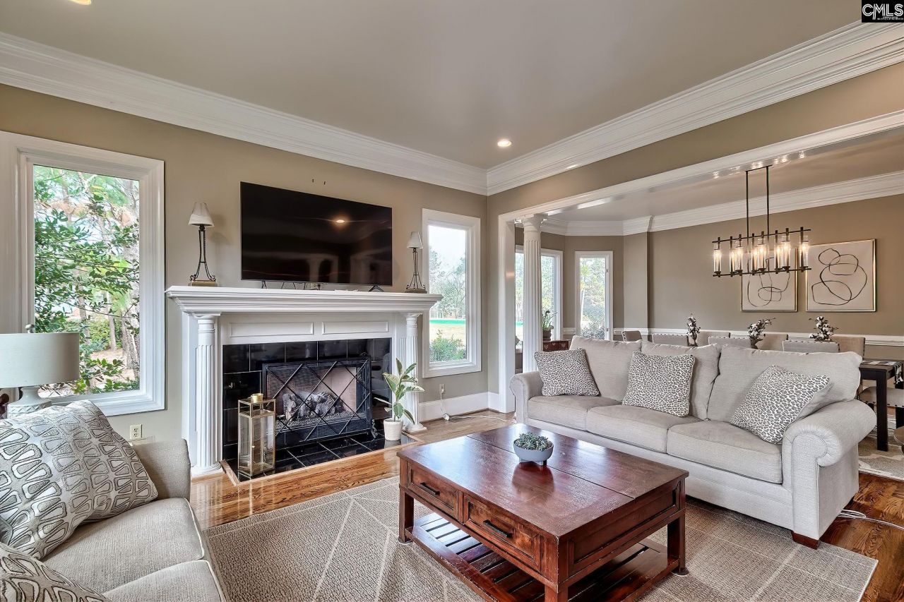 73 Cowdray Park  Photo 13