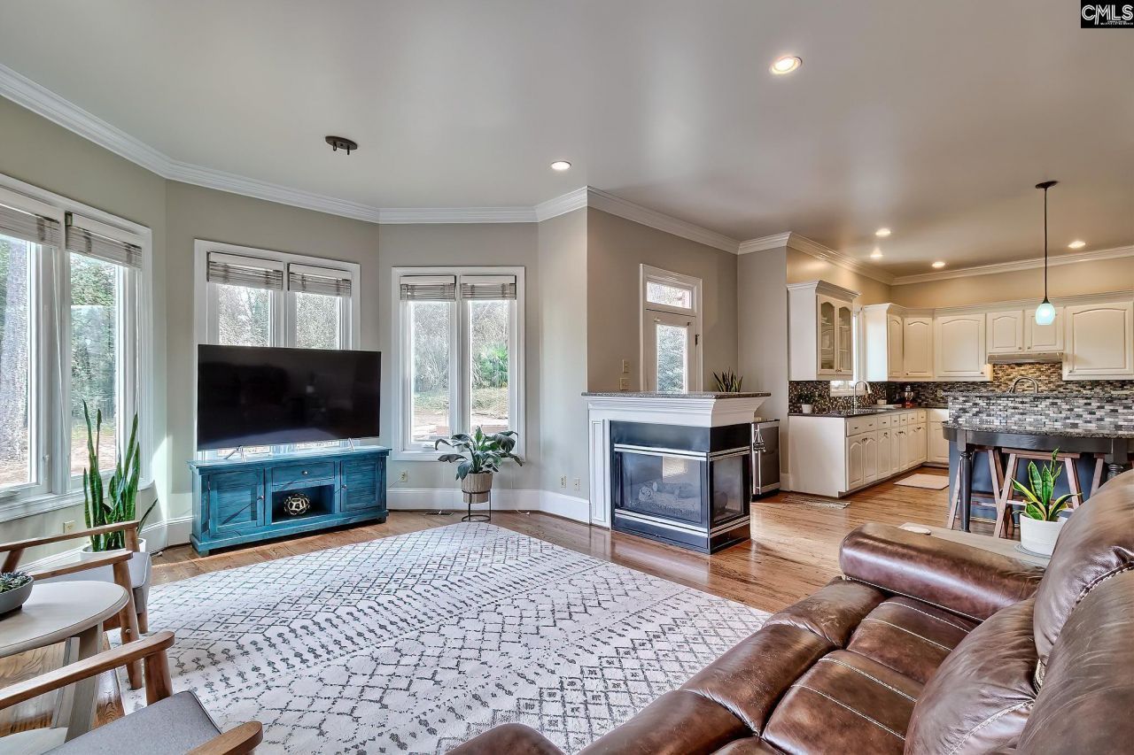 73 Cowdray Park  Photo 20