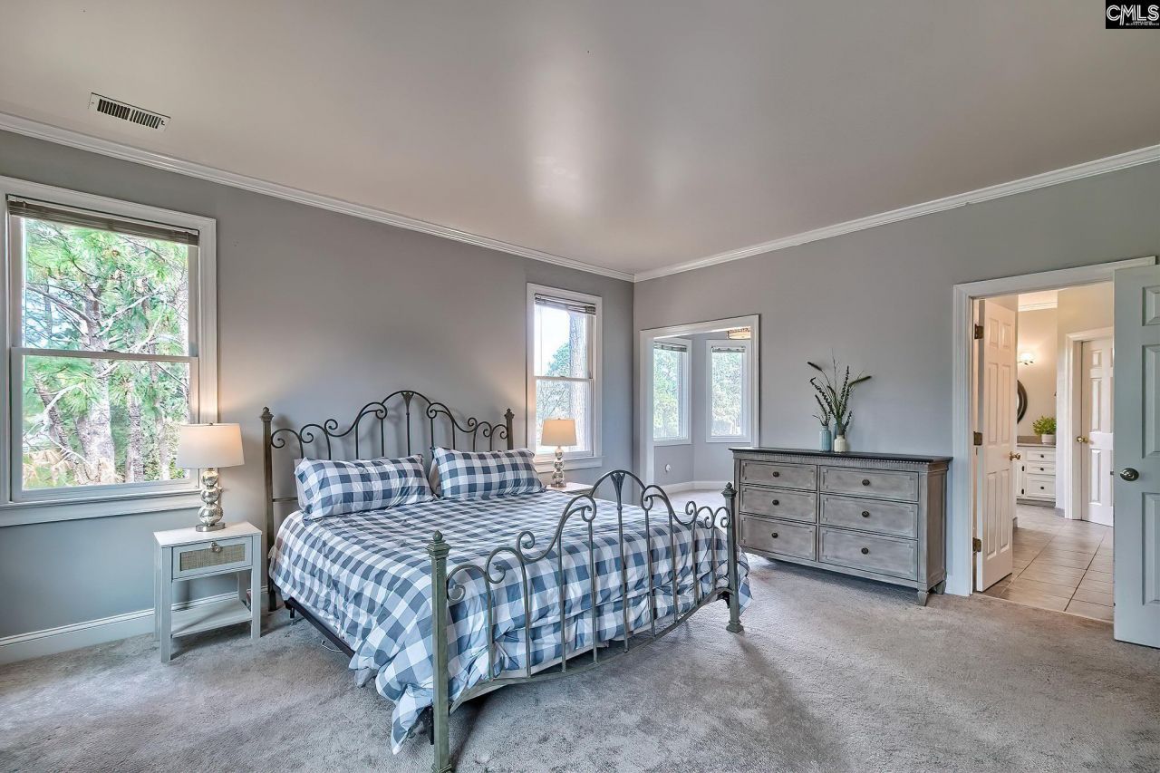 73 Cowdray Park  Photo 28