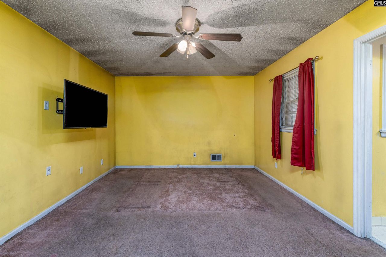 137 Bridgewater Circle Photo 15