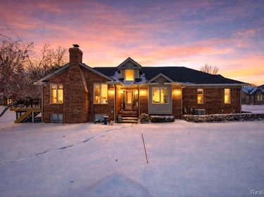 68649 Cornerstone Drive, Washington Twp, MI 48095