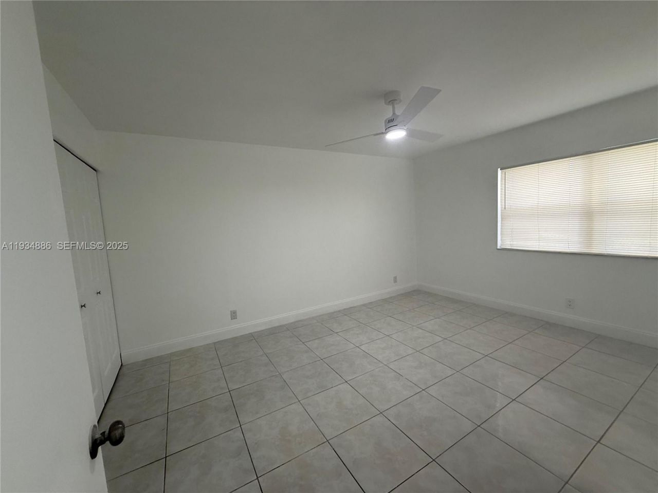 210 Lakeview Dr, Unit 109, Weston, FL 33326 Photo