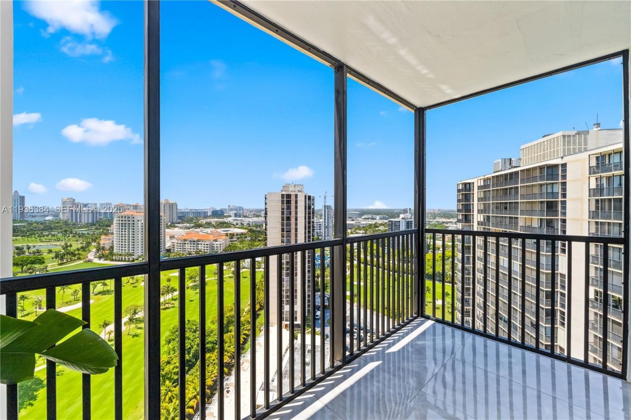 20379 W W Country Club Dr, Unit 2539, Aventura, FL 33180 Photo