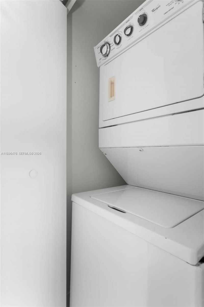 60 SW 13th St, Unit 3213, Miami, FL 33130 Photo